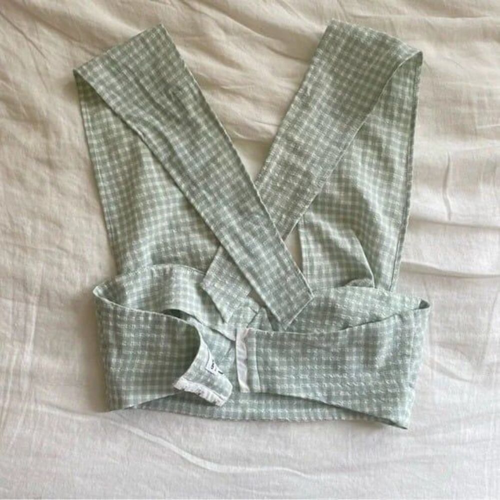 ASOS | ASOS DESIGN | Halter Top-Gingham Print | Part of a Set | Size 4 - Picture 7 of 7